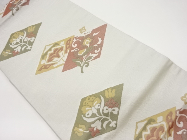 菱に花鳥模様織出し名古屋帯